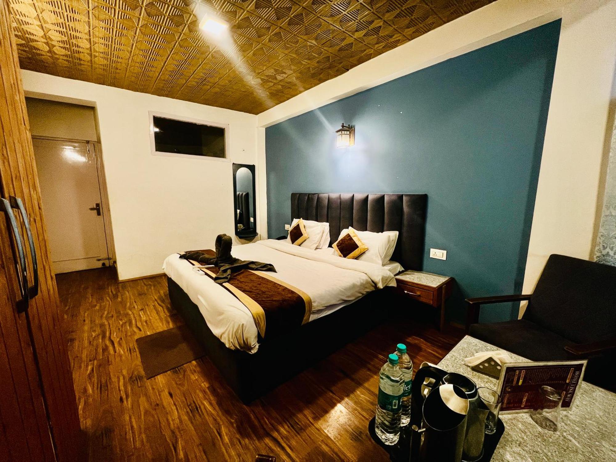 Hotel Green Link -#Near Volvo Bus Stand #Mountain View #River View #Open Terrace Manāli Exteriör bild